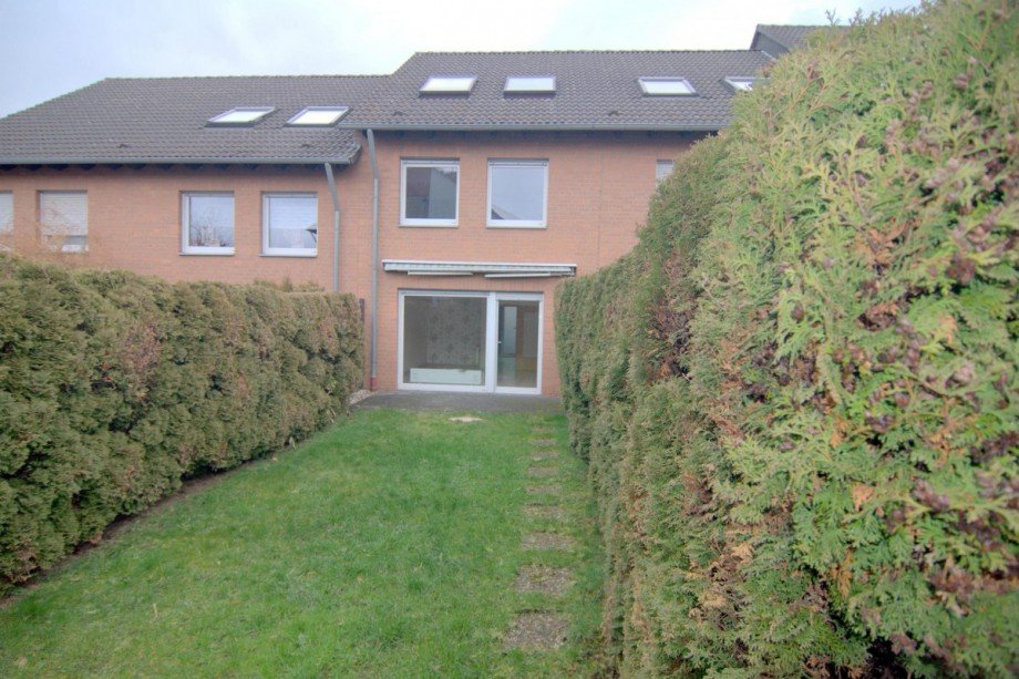 Gartenansicht Reihenmittelhaus Holzwickede