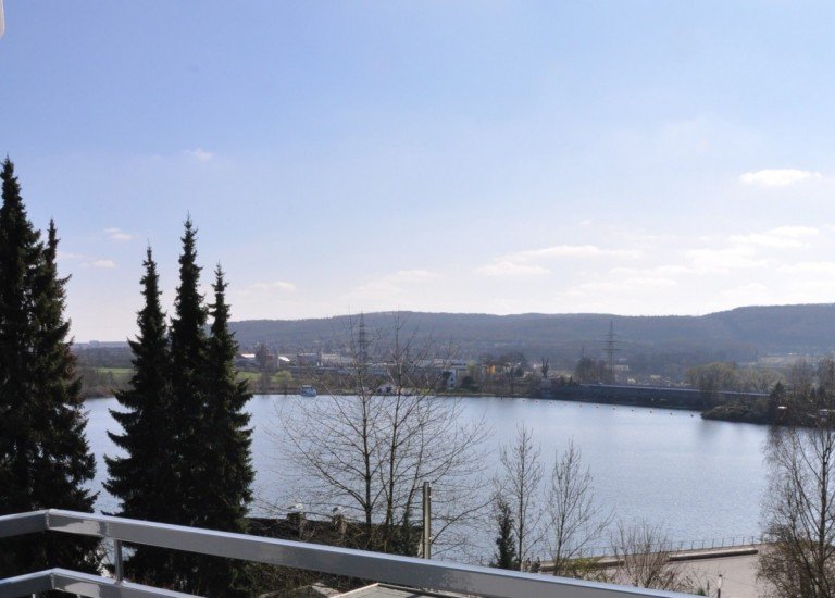 Wohnen mit Seeblick Wetter Dachgeschosswohnung *vermietet* Traumhafter Ausblick -gro�z�giger Wohnbereich