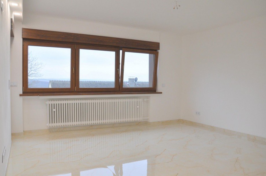 Wohnzimmer, hochwertiger Boden, gute Stellm�glichkeiten Etagenwohnung Herdecke