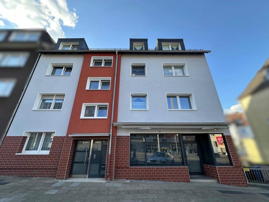 Front des Hauses Mehrfamilienhaus Essen
