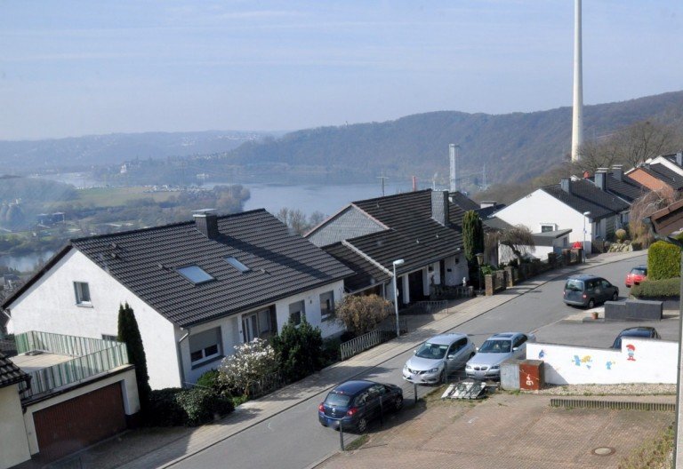 Blick vom Balkon Herdecke Etagenwohnung Aus alt mach: modern, hochwertig aber auch anspruchsvollIhr neues Zuhause am Nacken in Herdecke