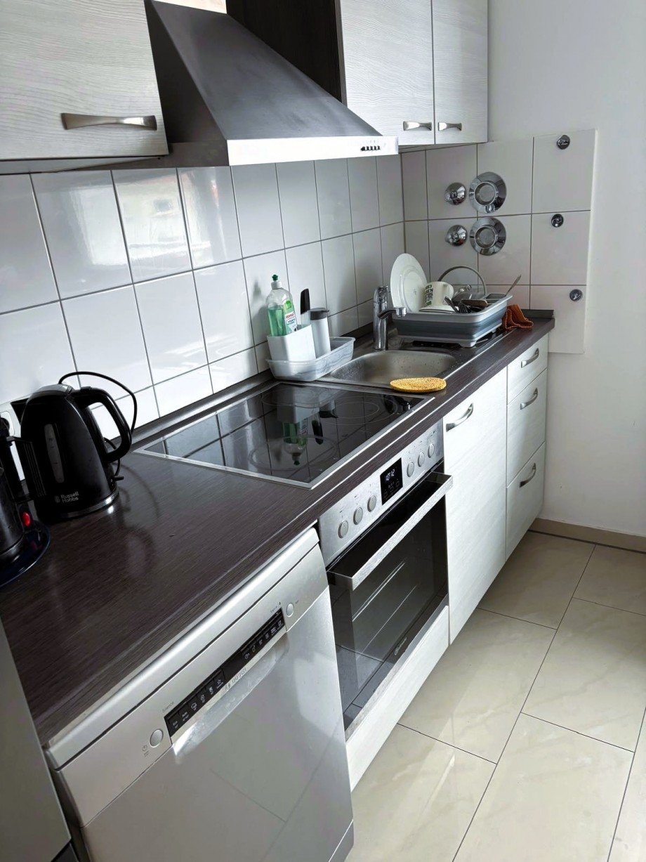 Beispiel einer K�chenzeile Mehrfamilienhaus Essen